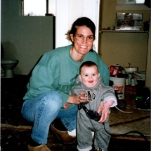 suzie and cameron reynolds baby photo
